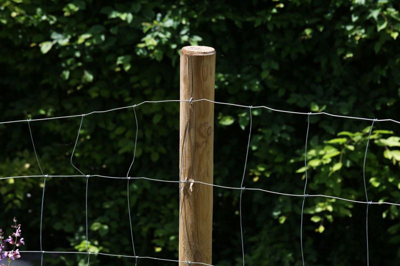 Fence Pole Repair